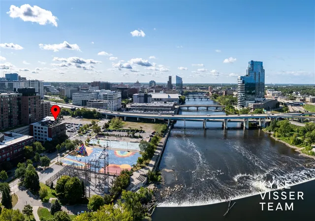 Homes for sale in Grand Rapids, MI | 600 Monroe Ave #407, Grand Rapids, MI 49503 | MLS# 70492181