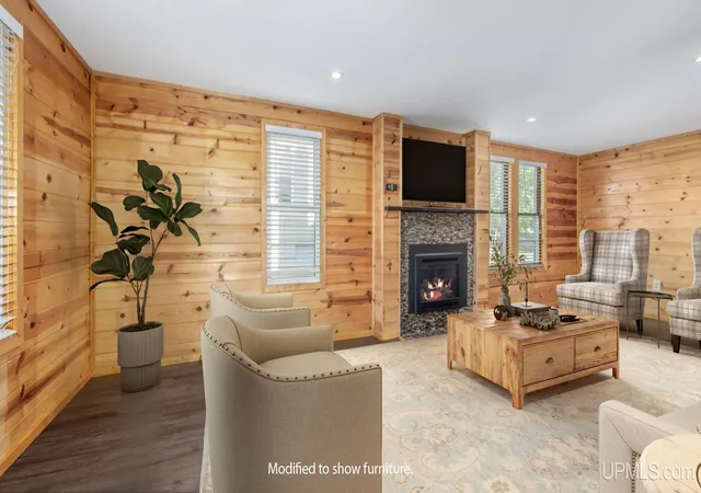 Homes for sale in Iron Mountain, MI | 601 E Margaret St, Iron Mountain, MI 49801 | MLS# 50212250