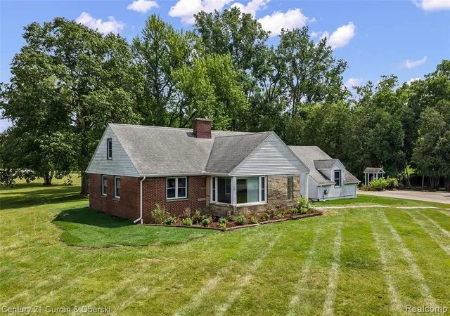 2nd image of 901 City Rd, Manchester, MI 48158 8517 | MLS# 61023658