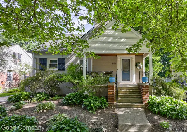 Homes for sale in Ferndale, MI | 540 W Breckenridge St, Ferndale, MI 48220 | MLS# 61001886