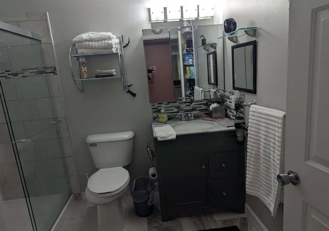 Listing Photo 2 - Condo for sale in building located at 1155 S Lake, Novi, MI 48377 - Unit #45