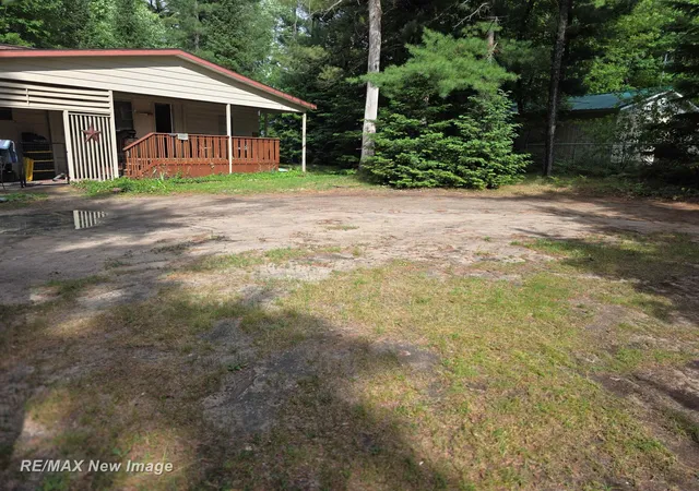 Homes for sale in Saint Helen, MI | 2490 Fawn Ct, Saint Helen, MI 48656 | MLS# 50211011