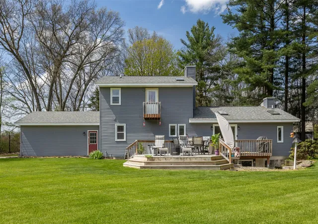 5th image of 26641 60Th Ave, Mattawan, MI 49071 | MLS# 70523164