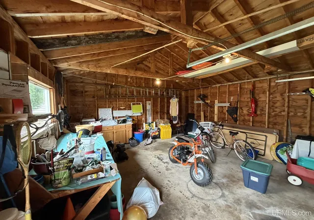 71st image of 210 N 13th St, Escanaba, MI 49829 | MLS# 50218575