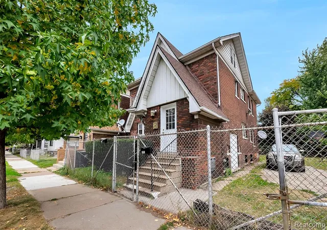 2nd image of 776 Woodmere St, Detroit, MI 48209 | MLS# 60285663
