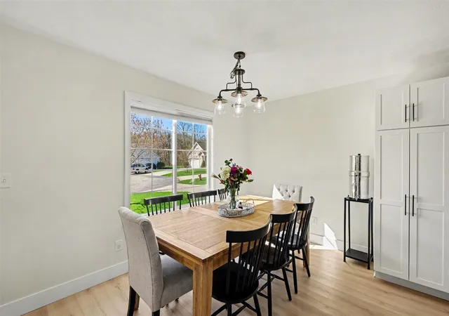 Listing Photo 5 - Condo for sale in building located at 4211 Sand Vly Dr, Rockford, MI 49341