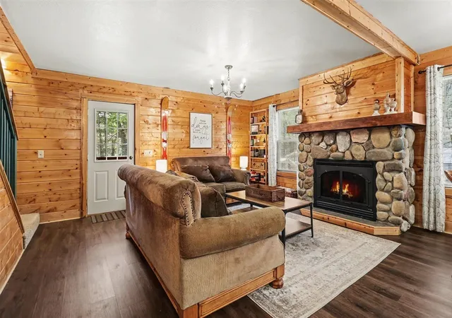 2nd image of 5526 W Longbridge Rd, Pentwater, MI 49449 | MLS# 70539111
