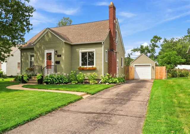 Photo 3 of Single family home for sale at 27 N 26th Street, Battle Creek, MI 49015 | MLS# 70552668 | Listing updated on 2026-09-11