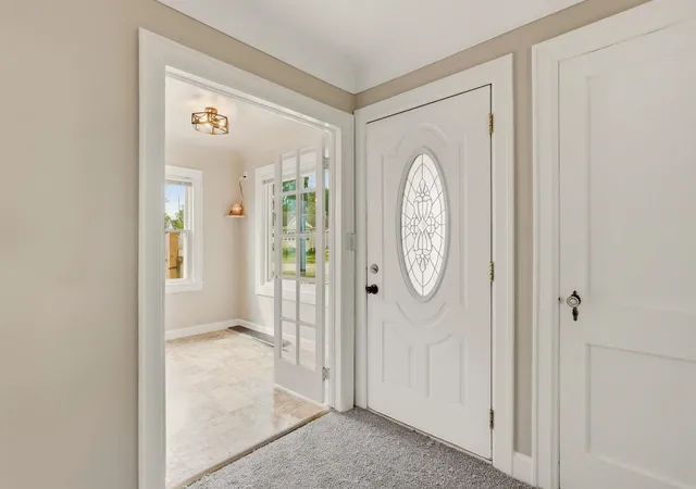 Photo 4 of Sale Pending at 1503 S Vanburen St, Bay City, MI 48708 | MLS# 50219928 | Listing updated on 2026-08-29