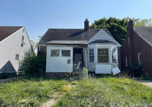 Homes for sale in Detroit, MI | 14702 Cedargrove St, Detroit, MI 48205 | MLS# 60337903