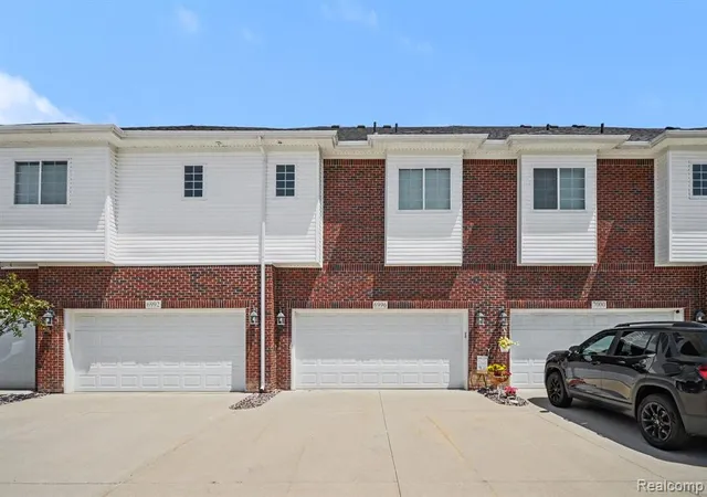Photo 21 of Sale Pending at 6996 Boulder Pointe Dr, Washington, MI 48094 4503 | MLS# 61012699 | Listing updated on 2026-09-02