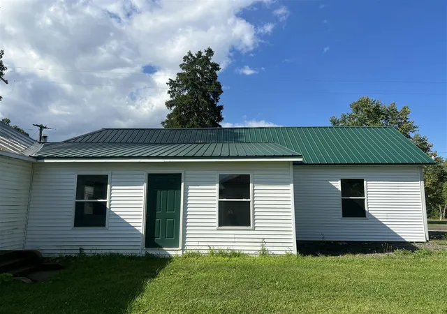Homes for sale in Hillsdale, MI | 4048 Bankers Rd, Hillsdale, MI 49242 | MLS# 70494512
