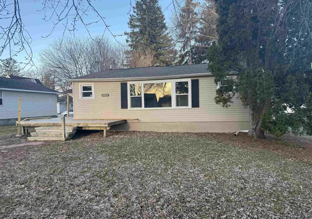 2nd image of 1012 S Lansing, Mount Pleasant, MI 48858 | MLS# 80066983