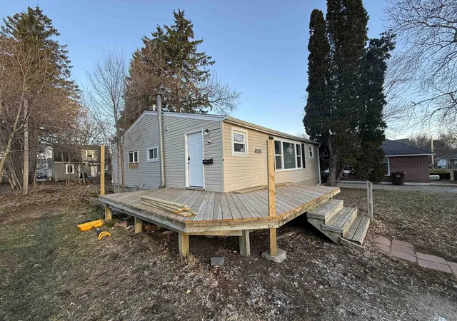 3rd image of 1012 S Lansing, Mount Pleasant, MI 48858 | MLS# 80066983