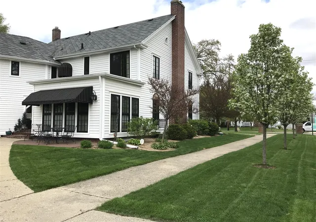 Homes for sale in Jackson, MI | 1714 4th St, Jackson, MI 49203 | MLS# 70526165
