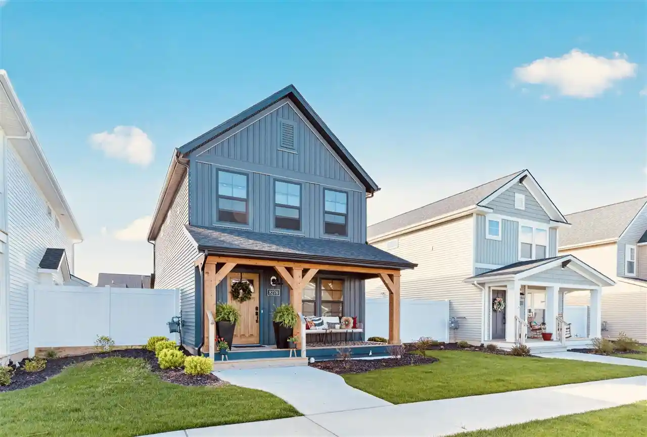Listing Photo 2 - Condo for sale in 8278 Cooks Corner Dr located at 8278 Cooks Corner Dr, Byron Center, MI 49315 - Unit 8278 Cooks Cor Dr