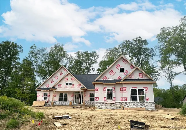 1st image of 9718 Chalfonte Dr, Brighton, MI 48116 | MLS# 60996908