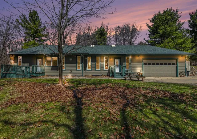 2nd image of 8362 E River Rd, Battle Creek, MI 49014 | MLS# 70524510