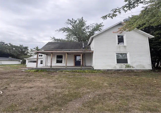 Photo 1 of Single family home for sale at 915 W Broadway St, Mount Pleasant, MI 48858 | MLS# 80072966 | Listing updated on 2026-08-31