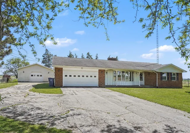 Homes for sale in Saginaw, MI | 4925 W Freeland Rd Rd, Saginaw, MI 48604 | MLS# 50209990