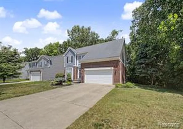 Homes for sale in Westland, MI | 33480 Birchlawn, Westland, MI 48185 | MLS# 61009423