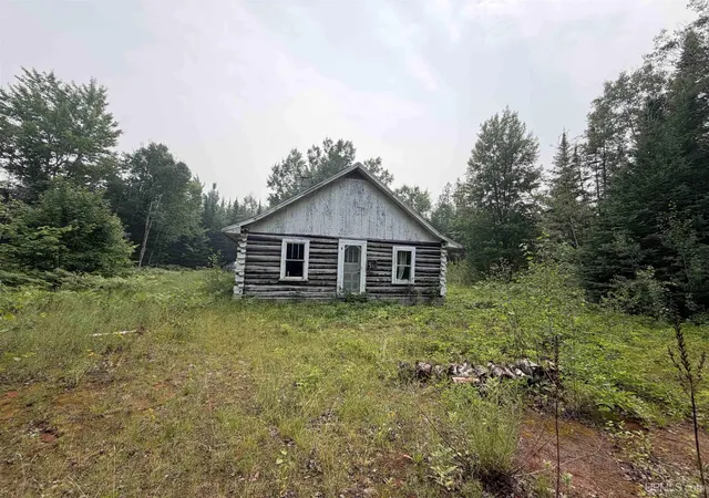 Photo 4 of Single family home for sale at Cabin Fever N River Rd, Gulliver, MI 49840 | MLS# 50215754 | Listing updated on 2026-07-27