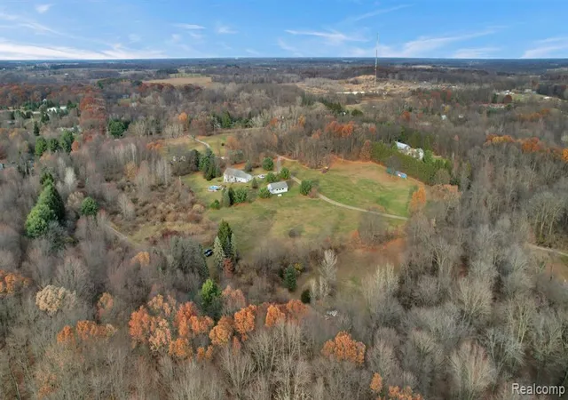 Photo 5 of Sale Pending at 1068 Crocus Trl, Dansville, MI 48819 | MLS# 60980197 | Listing updated on 2026-07-17