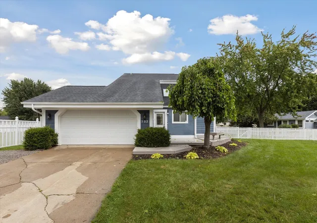 Homes for sale in Davison, MI | 502 Gary Ray, Davison, MI 48423 | MLS# 50149790