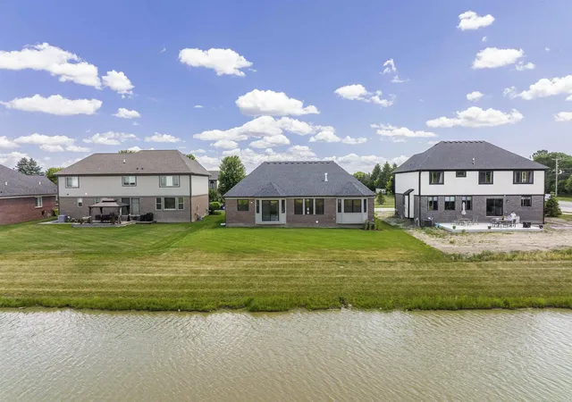 Photo 4 of Sale Pending at 49675 Langford Dr #216, Macomb, MI 48044 | MLS# 50208949 | Listing updated on 2026-06-30
