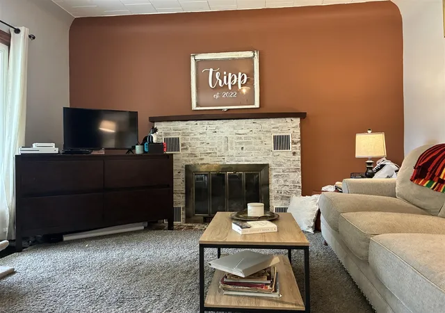 Photo 4 of Single family home for sale at 109 E Isabelle St, Belding, MI 48809 | MLS# 70551896 | Listing updated on 2026-08-27