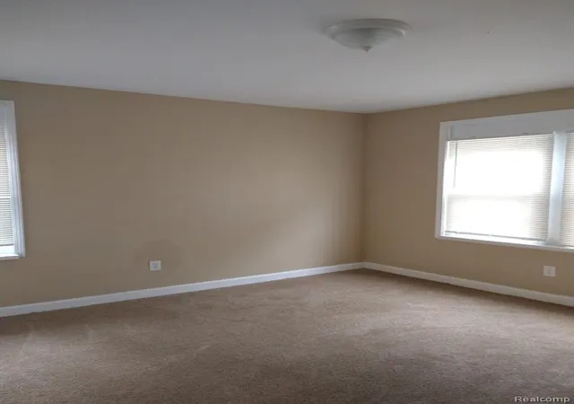 3rd image of 13340 Hartwell St, Detroit, MI 48227 | MLS# 60992233
