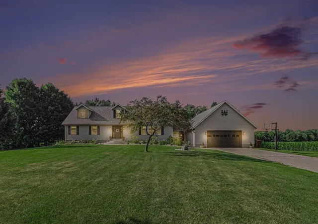 Homes for sale in Leslie, MI | 295 E Fitchburg Rd, Leslie, MI 49251 | MLS# 70544581
