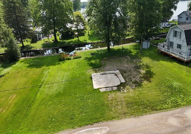 3rd image of 975 Gerke Dr, Hastings, MI 49058 | MLS# 70543663