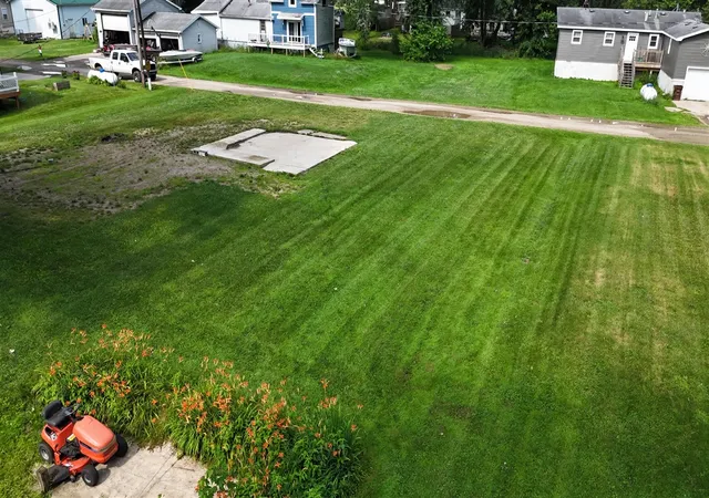 4th image of 975 Gerke Dr, Hastings, MI 49058 | MLS# 70543663