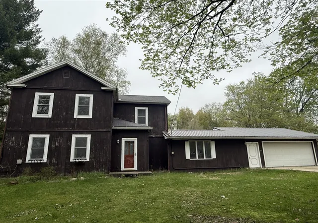 Homes for sale in Vermontville, MI | 236 W Main St, Vermontville, MI 49096 | MLS# 70508683