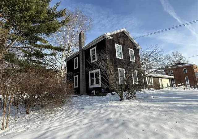 Homes for sale in Vermontville, MI | 236 W Main St, Vermontville, MI 49096 | MLS# 70508683