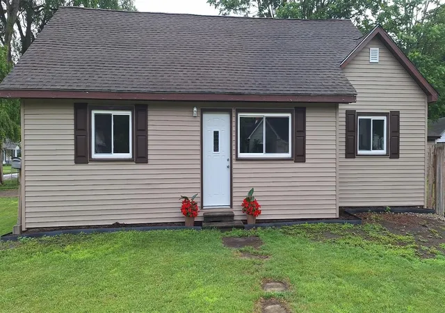 Homes for sale in Owosso, MI | 1007 S Shiawassee St, Owosso, MI 48867 | MLS# 50208598