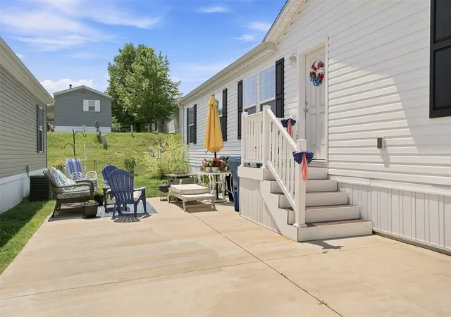 4th image of 6771 JR Dr, Kalamazoo, MI 49009 | MLS# 70545848