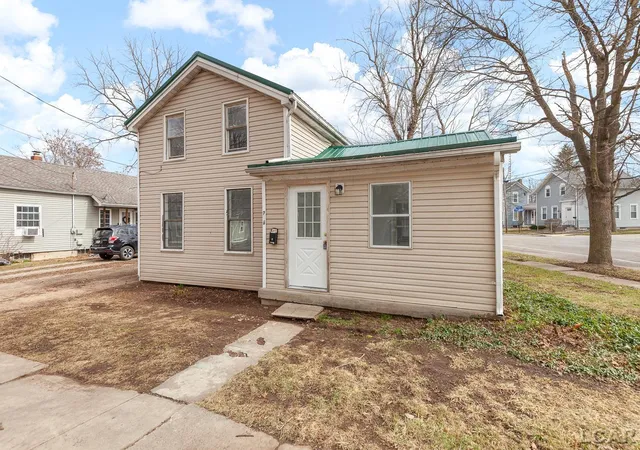 Homes for sale in Adrian, MI | 206 Ormsby St, Adrian, MI 49221 | MLS# 50202107