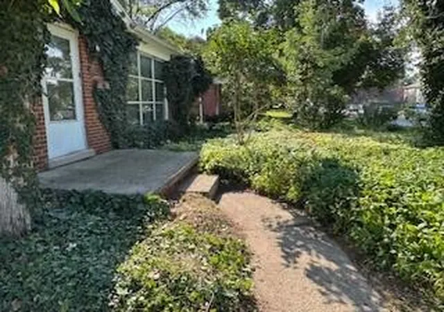 Photo 2 of Single family home for sale at 1211 Washtenaw Ave, Ypsilanti, MI 48197 | MLS# 70487840 | Listing updated on 2025-10-03