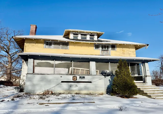 Homes for sale in Saginaw, MI | 915 Burt St, Saginaw, MI 48607 | MLS# 50164547