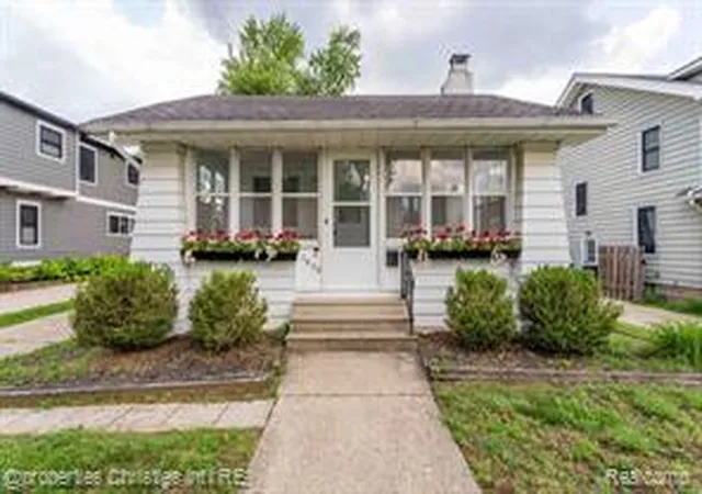 Homes for sale in Royal Oak, MI | 1609 N Washington Ave, Royal Oak, MI 48067 | MLS# 61010058