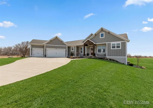 1st image of 3822 Cherry Blossom Dr, Ada, MI 49301 | MLS# 70519168