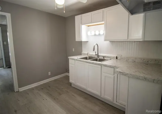 4th image of 2829 Chicago Blvd, Flint, MI 48503 3470 | MLS# 61006423