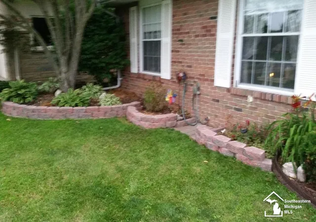 3rd image of 6337 Grandview Dr, Erie, MI 48133 | MLS# 50194154