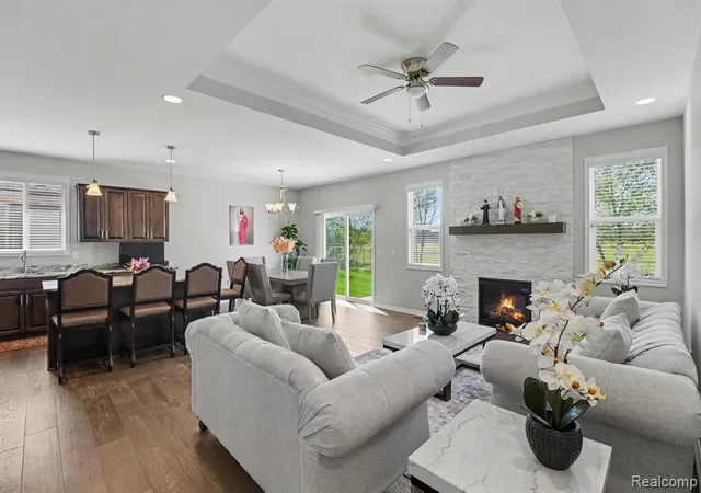 Photo 4 of Sale Pending at 15330 Eton Pointe Dr, Clinton Township, MI 48035 1467 | MLS# 60992294 | Listing updated on 2026-08-31