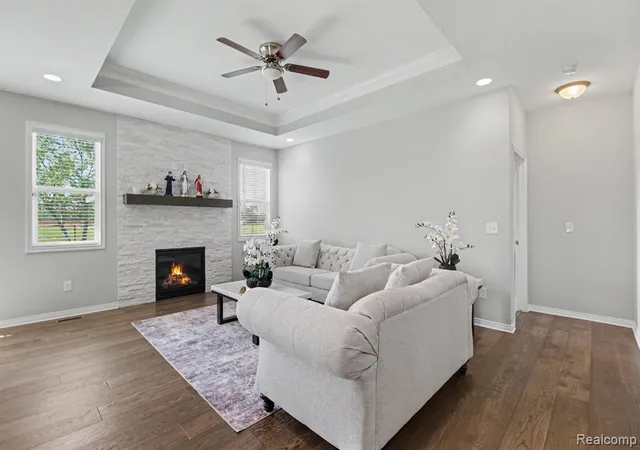 Photo 5 of Sale Pending at 15330 Eton Pointe Dr, Clinton Township, MI 48035 1467 | MLS# 60992294 | Listing updated on 2026-08-31