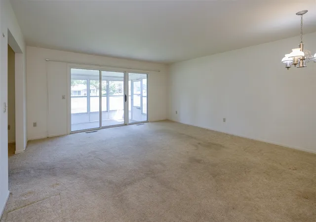Photo 3 of Sale Pending at 5005 Green Meadow Rd, Kalamazoo, MI 49009 | MLS# 70545646 | Listing updated on 2026-09-04