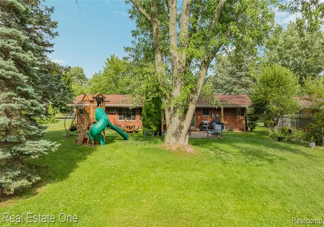 58th image of 2810 Walbridge Rd, Rochester Hills, MI 48307 | MLS# 61010291