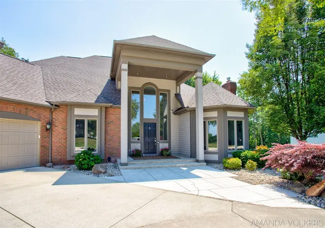Photo 5 of Sale Pending at 8608 Woodruff Dr, Byron Center, MI 49315 | MLS# 70480151 | Listing updated on 2025-09-19
